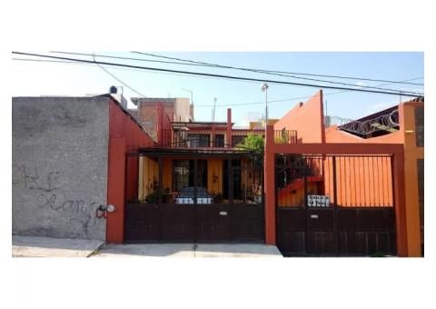 Se Vende casa en Morelia col. Defensores de Puebla